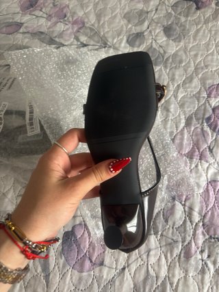 Sandalias tacón marrón y dorado