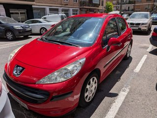 Peugeot 207 1.4i Urban - Gasolina - 5 Puertas