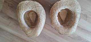 2 Sombreros de paja con conchas