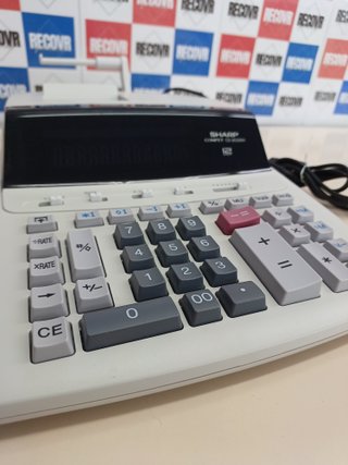 Calculadora de Escritorio Sharp con Impresora Gris