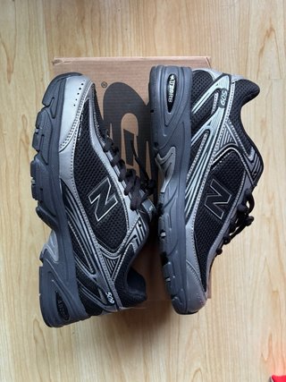 New Balance 509 Zapatillas Negras y Plateadas