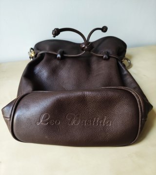 Bolso de piel marrón