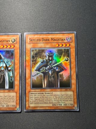 2 carte Skilled White Dark Magician Yu Gi Oh! Holo