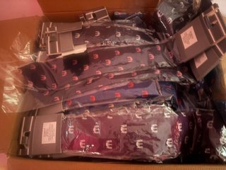 Corbata azul y morada con estampado
