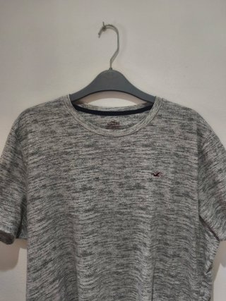 Camiseta Hollister Gris Jaspeado