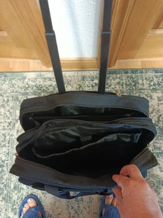 Maletín con ruedas para portátil