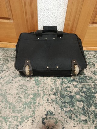 Maletín con ruedas para portátil