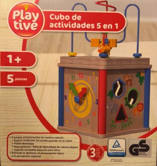Cubo de actividades de madera