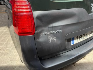 Peugeot 5008 2012