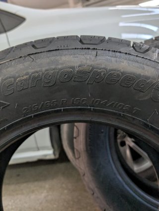Neumáticos Kormoran Cargospeed 215/65R15C 104/102T