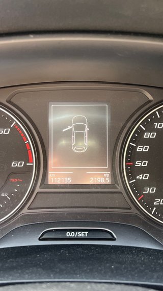 SEAT León 1.6 TDI 105 CV Acabado Style con Kit FR