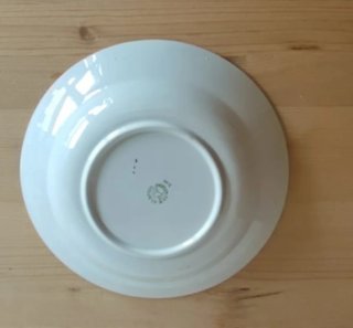 Plato elegante de San Claudio porcelana