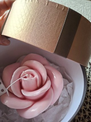 Candela a forma di rosa