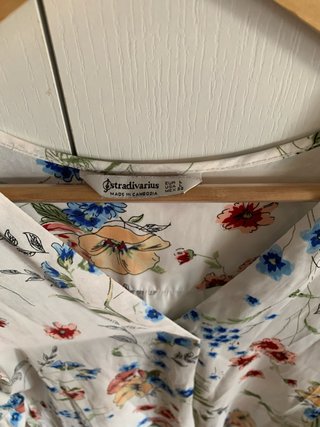 Camisa Stradivarius floral