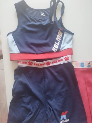 Conjunto deportivo Kelme top y shorts + falda