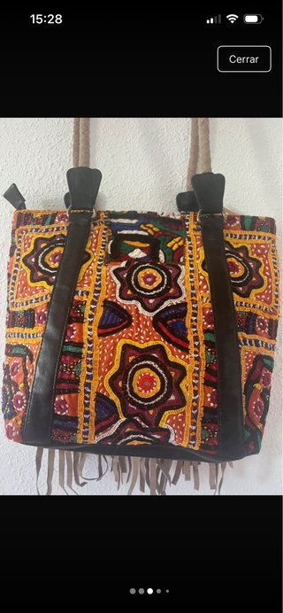 Bolso Banjhara bordado con flecos