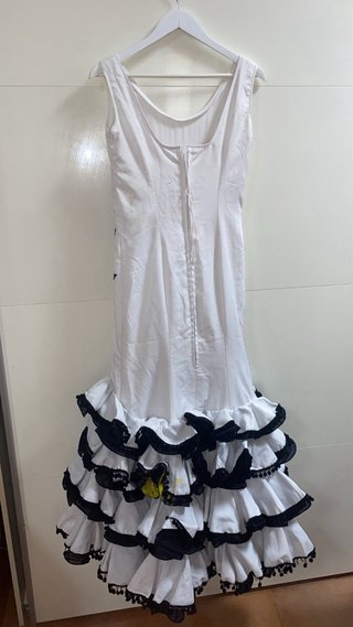 Traje de flamenca blanco y negro TALLA 40