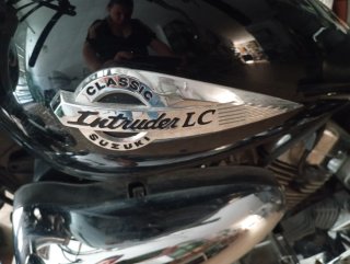 Suzuki Intruder 250 LC Classic Negra