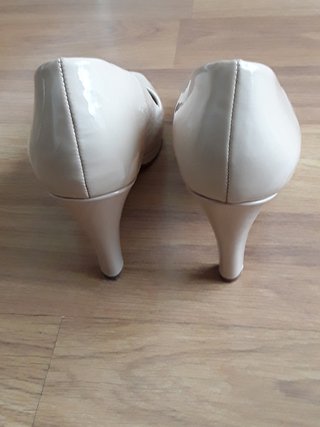 Zapatos Mariamare Beige Tacón Peep Toe