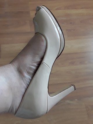 Zapatos Mariamare Beige Tacón Peep Toe
