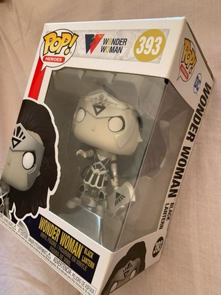 FUNKO POP WONDER WOMAN