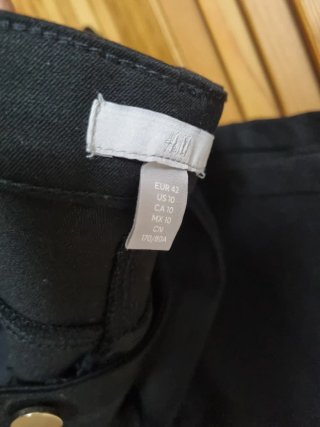 Pantalón negro elástico
