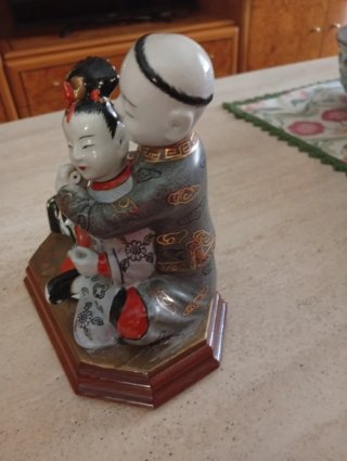 Figura de porcelana china