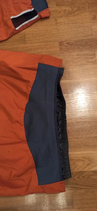 Anorak de kayak naranja