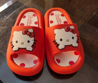 Sandalias Piscina Hello Kitty Rojas