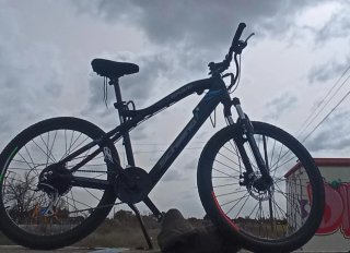 Bicicleta eléctrica SCHIANO Braver poco uso