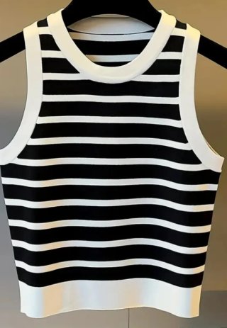 TOP  -  RAYAS blanco y negro  -  Talla XS
