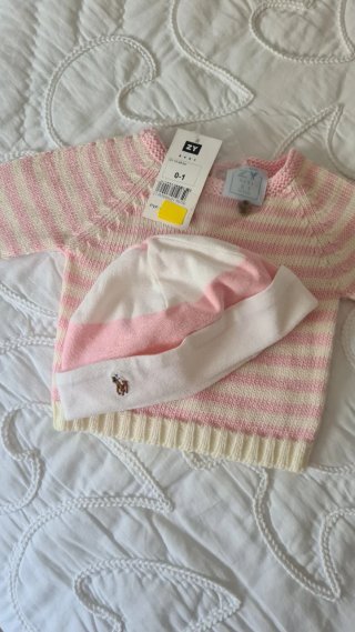Conjunto Bebé Touca e camisola para recém nascidos