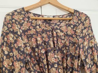 Vestido floral manga larga