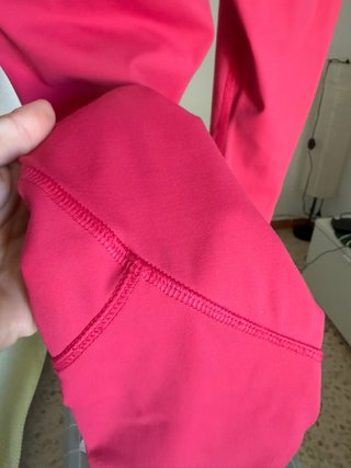 Mallas deportivas rosas con bolsillos
