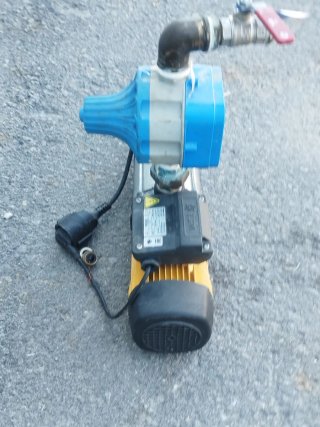 Bomba de agua automática