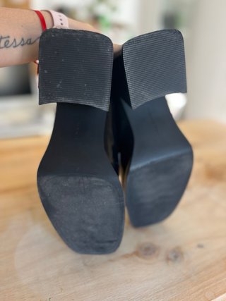 Zapatos negros de vestir para mujer