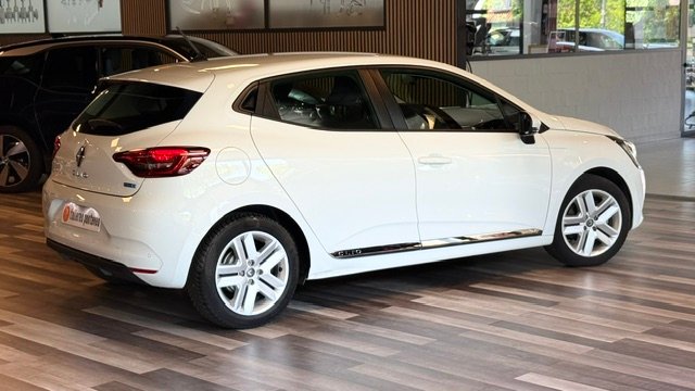 Renault Clio 2022, foto 8