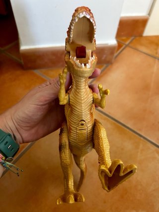 Dinosaurio de juguete T-Rex