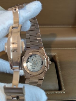 Reloj Seiko Mod Nautilus Marrón Chocolate y Dorado