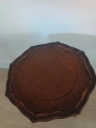 Mesita auxiliar de madera