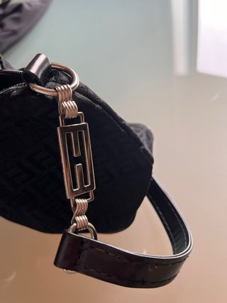 Borsetta Fendi piccola nera