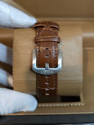 Reloj Seiko Mod Presage Open Heart Blanco Marrón