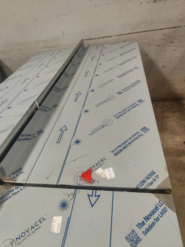 MESA ACERO 1.8M MIRA MI PERFIL