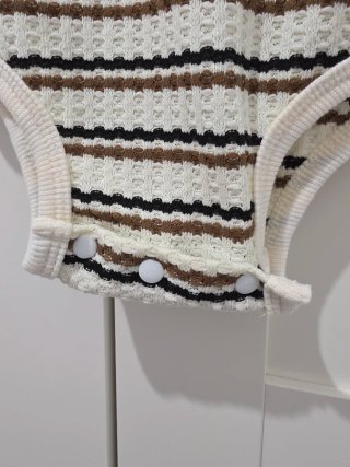 Body a rayas con oso para bebé