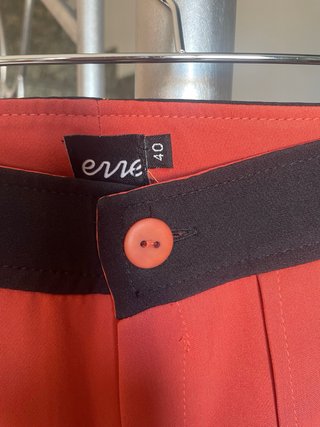 Pantalón ancho coral y negro esse