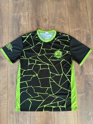 Camiseta Lion Padel Negra y Azul