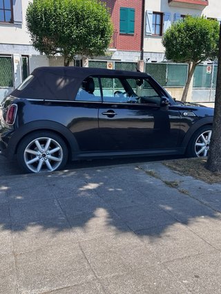 MINI Cabrio 2015 R57 MODELO  HIGHGATE