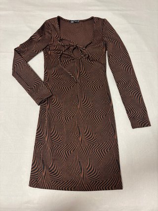 Vestido Zara manga larga estampado