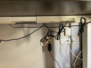 Mesa escritorio madera y metal electrónica