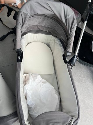 Cochecito Nuna Gris y Beige